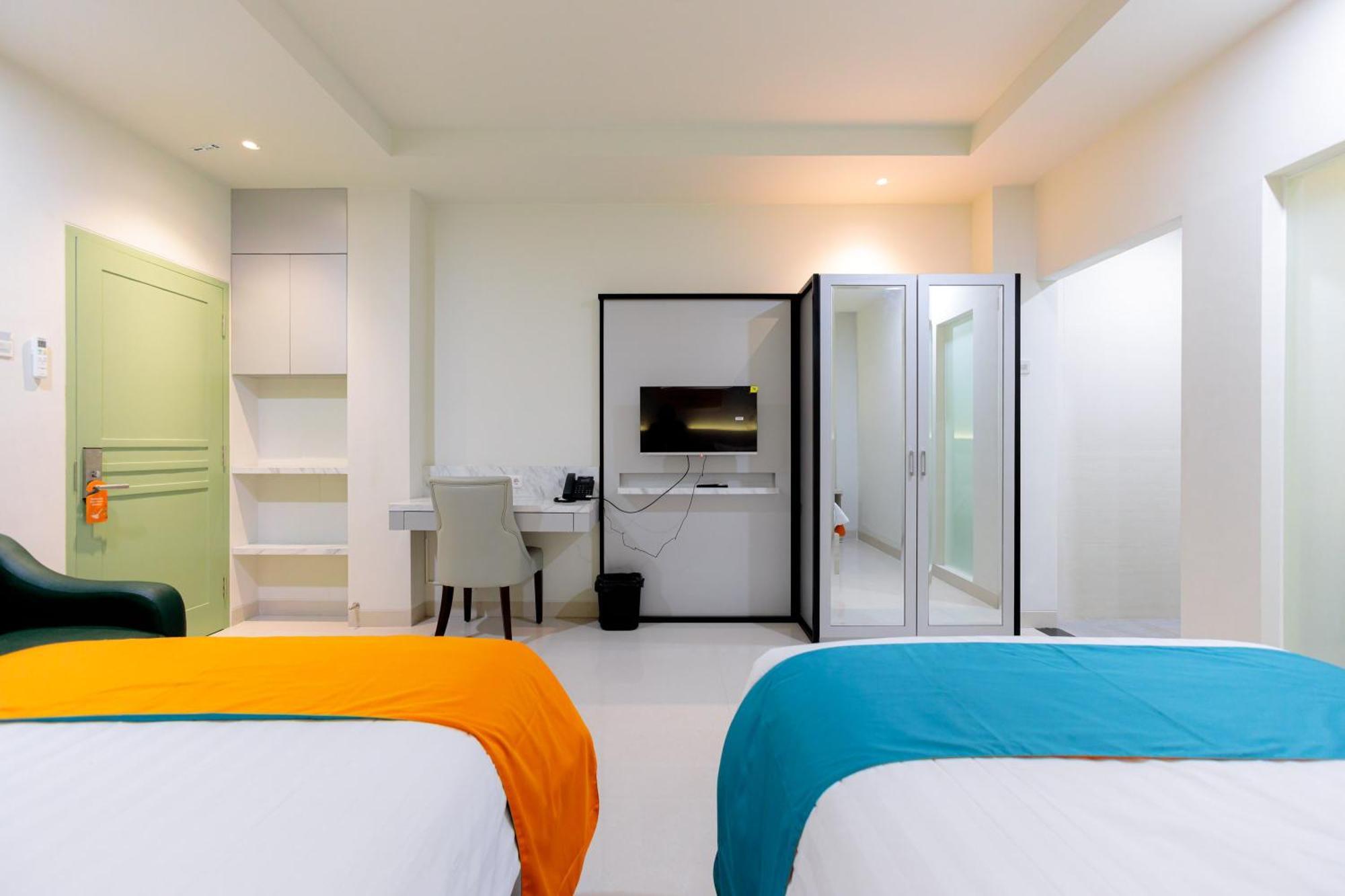 Sans Hotel 88 Andalan Surabaya By Reddoorz Екстериор снимка