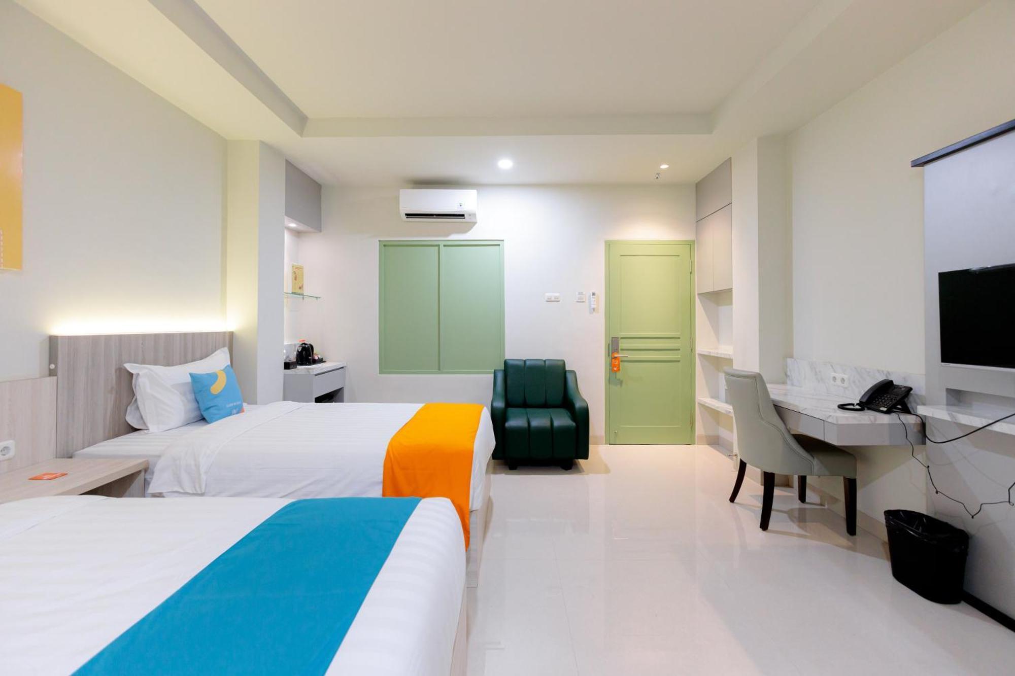 Sans Hotel 88 Andalan Surabaya By Reddoorz Екстериор снимка