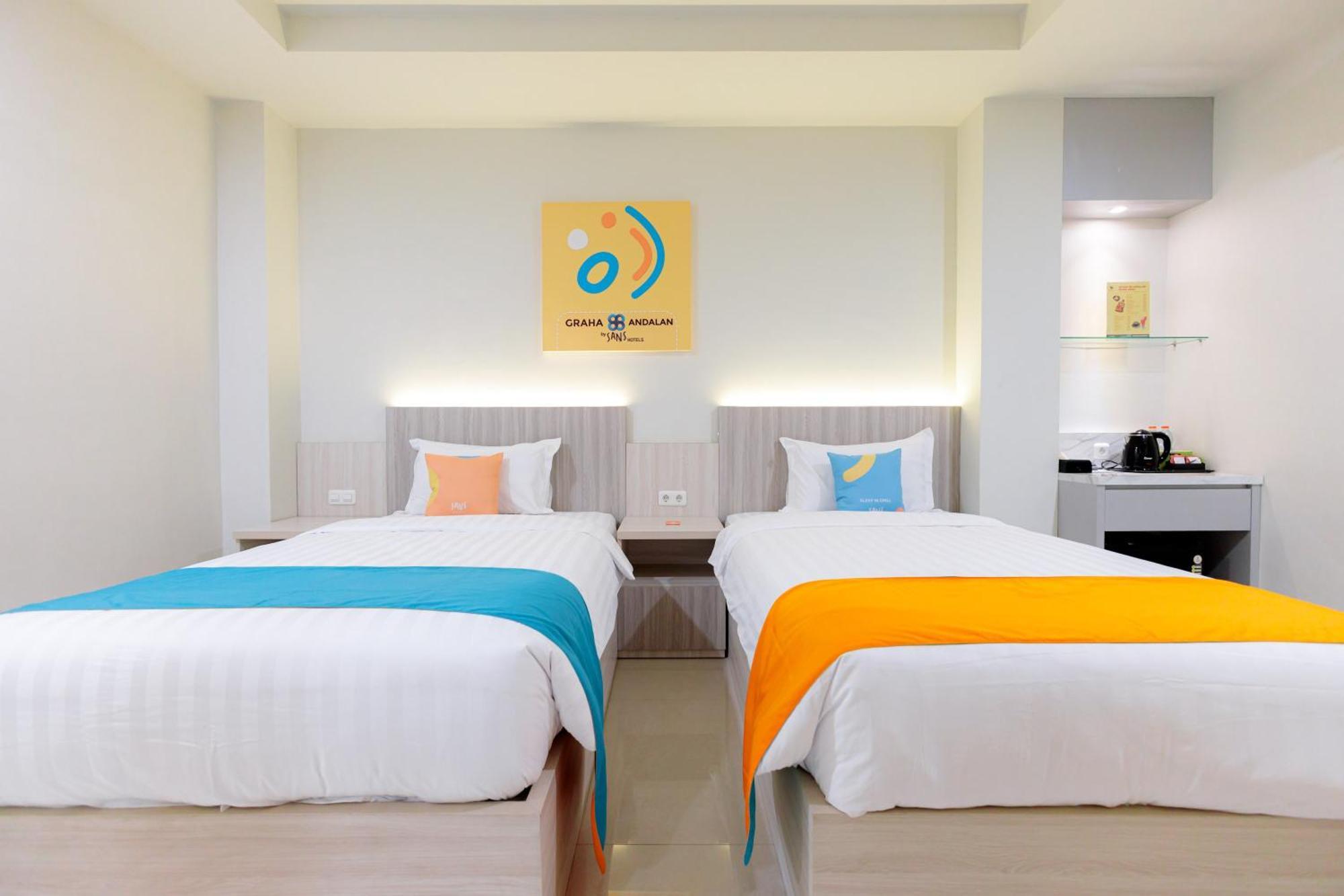 Sans Hotel 88 Andalan Surabaya By Reddoorz Екстериор снимка